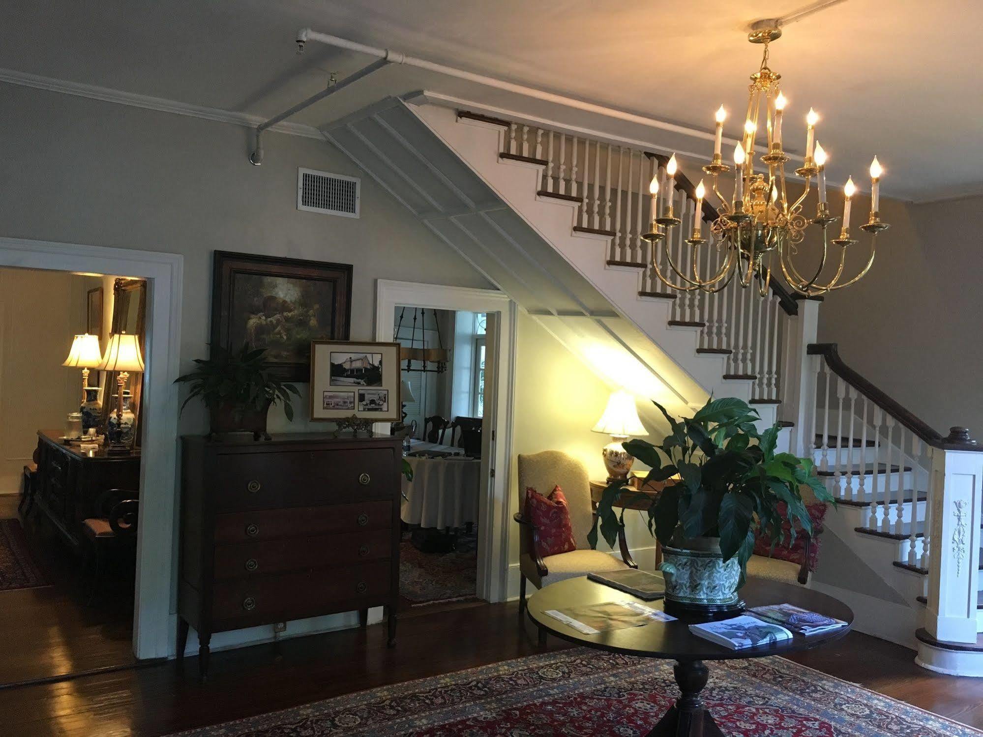 Carriage House Inn Aiken Buitenkant foto